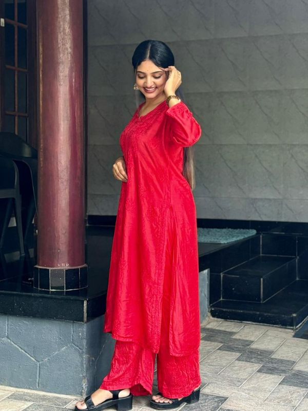 CHIKANKARI chanderi3D WORK-RED SHADE TOP - Image 6