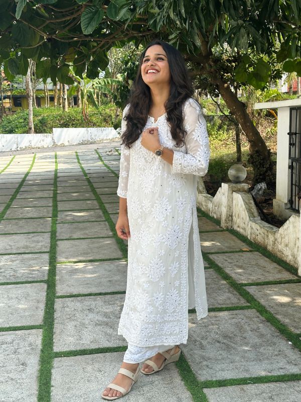 CHIKANKARI Viscose Georgette 6D top(mukesh work) AND Bottom-aruna white