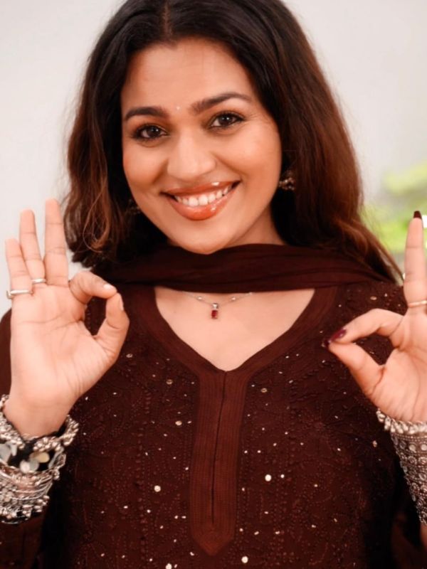 CHIKANKARI Viscose Georgette top and pant with mukesh- DEEP BROWN(DUPATTA INCLUDING)Rincy - Image 2