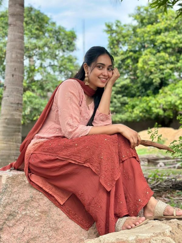 CHIKANKARI Viscose Georgette top and pant with mukesh-cameo shaded (DUPATTA INCLUDING)
