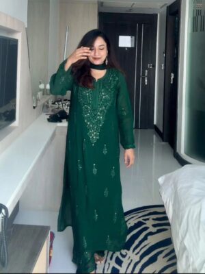 CHIKANKARI Viscose Georgette  top and pant with mukesh- Green(DUPATTA INCLUDING)